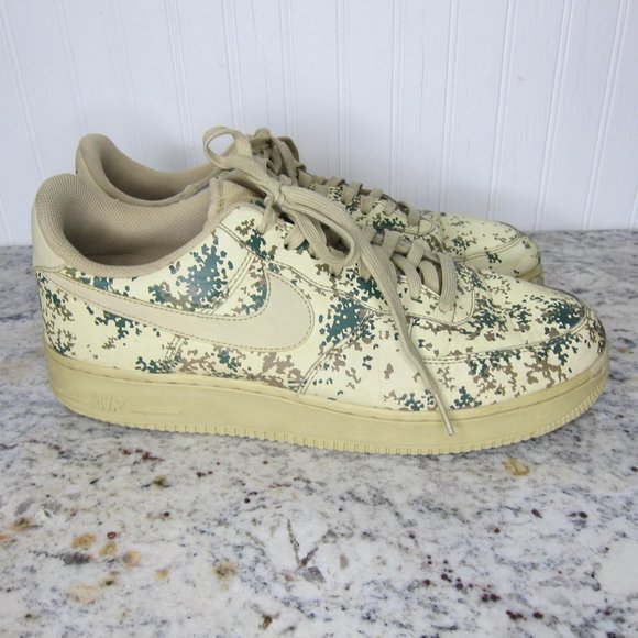 Nike Other - Nike Air Force 1 Team Gold Digital Camo Size 10